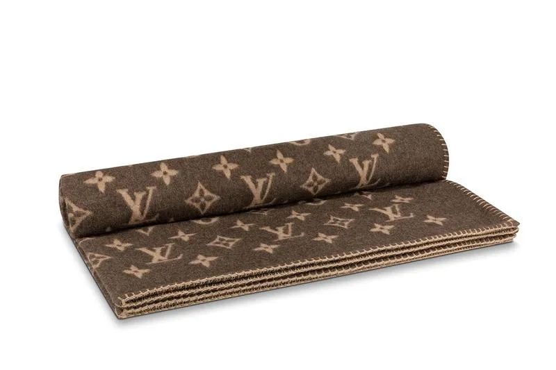 路易威登lv价值12800,路易威登球拍