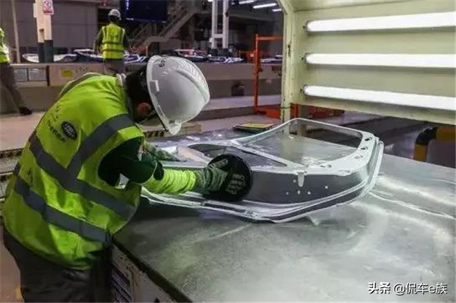 揽胜极光2.0t智耀版车主评价,揽胜极光口碑怎么样车主真实感受