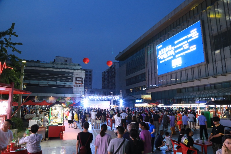 什么都有的沈阳夜市,周末开的沈阳夜市
