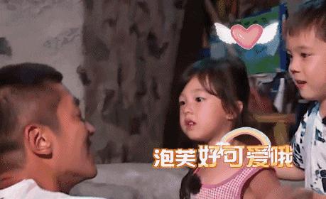 妈妈带5岁儿子进女厕，一句话惹怒网友：性教育，应从几岁开始？