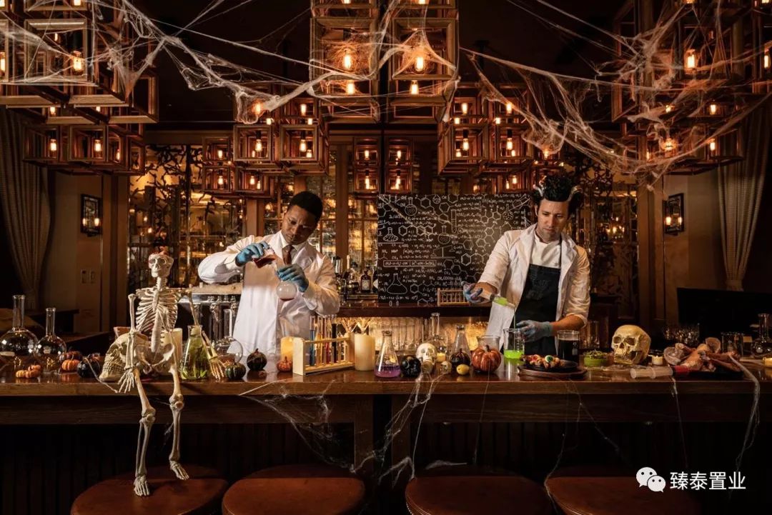 范冰冰蕾哈娜蓝色妆容,范冰冰蕾哈娜