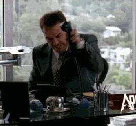 买iphone有孔无锁什么意思,怎么看iphone有锁还是无锁