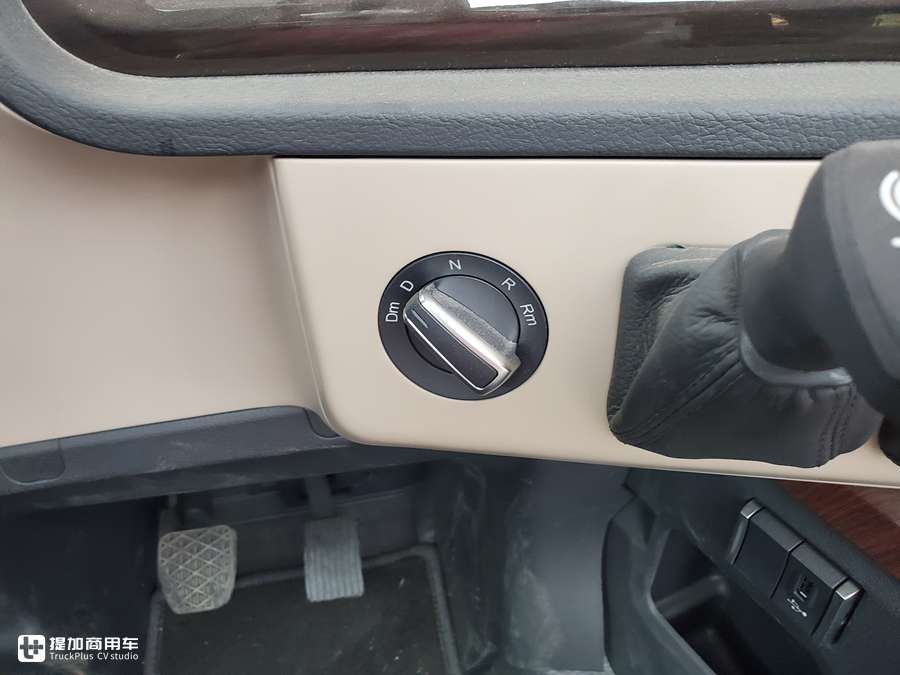 解放jh6怎么区分大小驾驶室,解放jh6国六房车货车用车真实感受