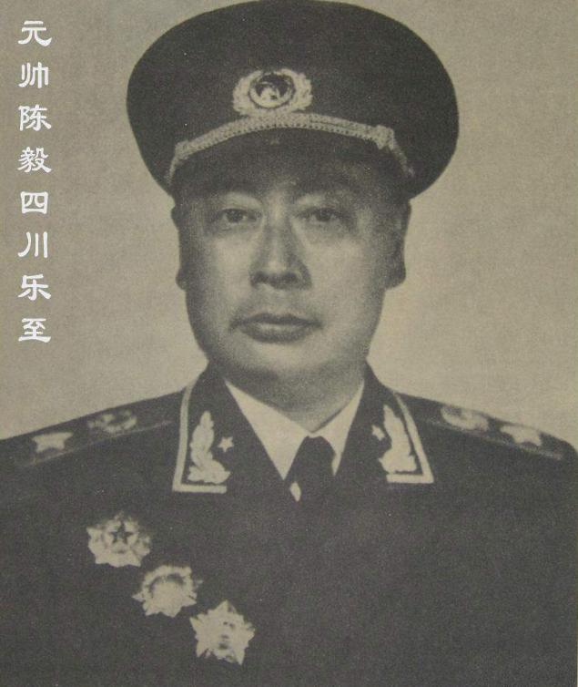 开国十大元帅名单出炉后，蒋介石指着他照片对宋美龄说：这人厉害