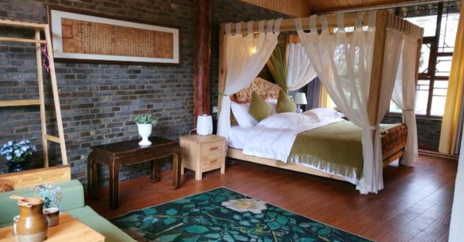 丽江白沙古镇住宿推荐,束河古镇三天两晚住宿团购