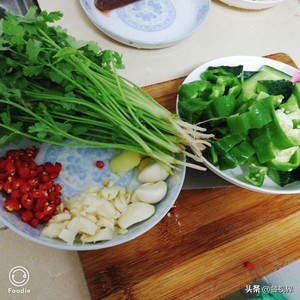 小龙虾最简单的做法去头的小龙虾,六种小龙虾哪种做法最好吃