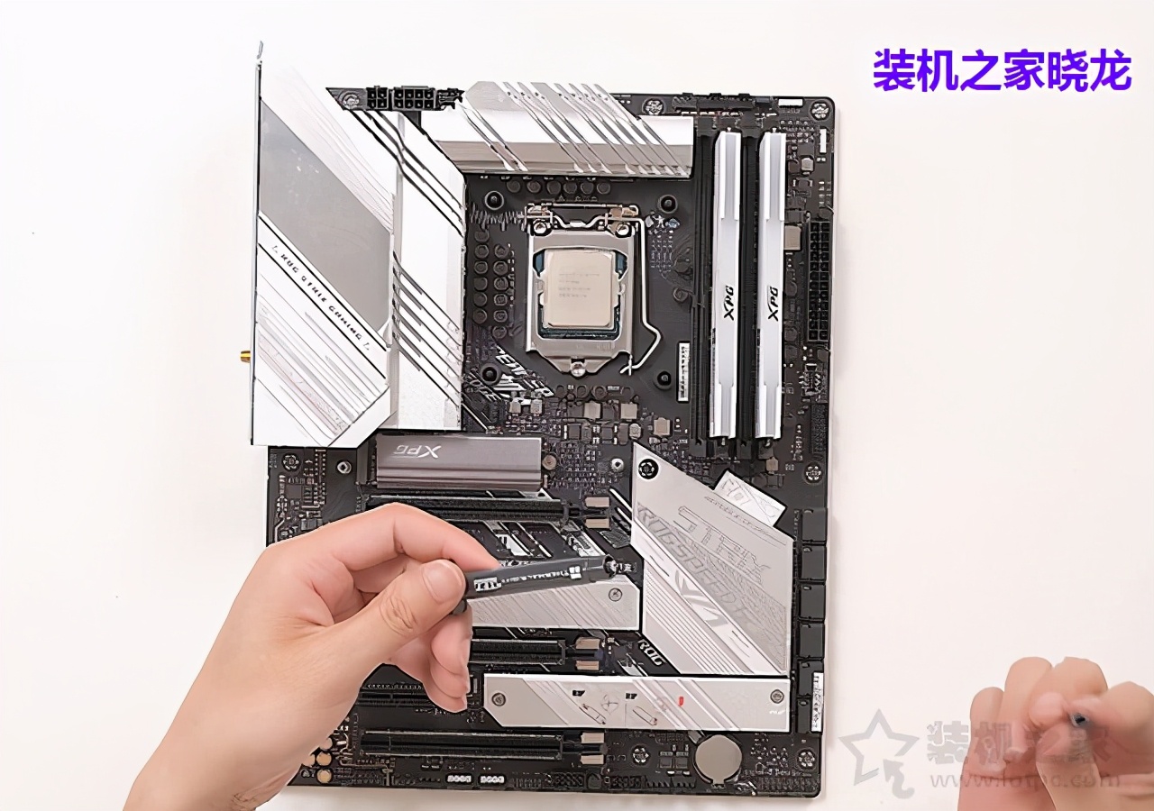 装机组装电脑,装机模拟器手机版组装电脑