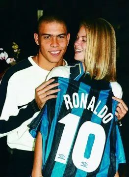 1998年苏珊娜照片,1998年罗纳尔多与苏珊娜