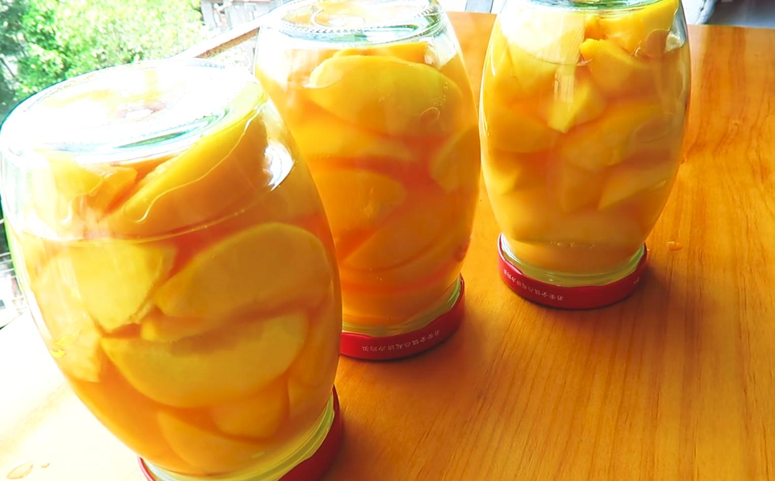 黄桃不甜怎么做好吃,黄桃罐头吃不完怎么做