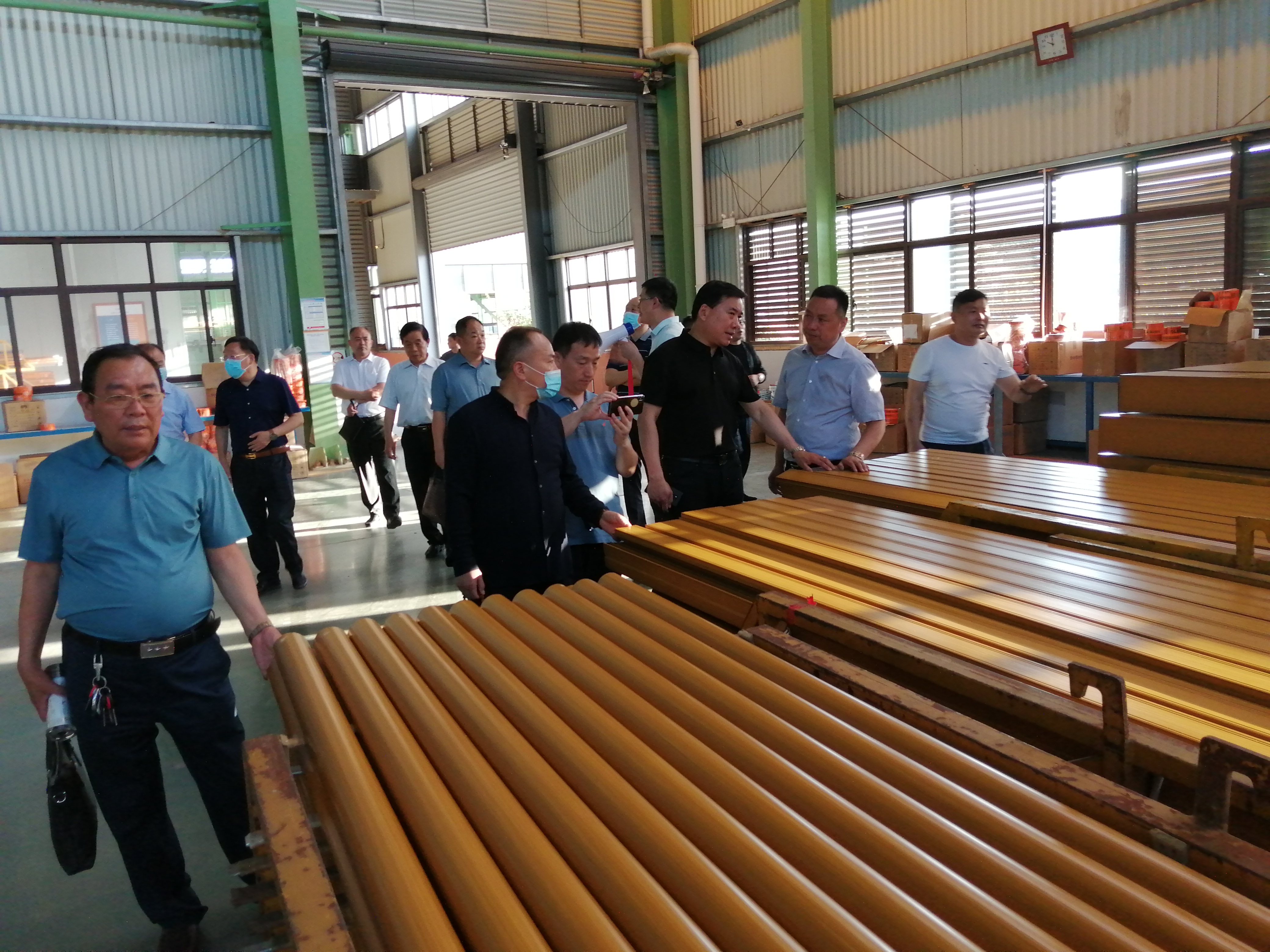 郑州市沈丘商会孙明洋会长带队走访龙图节能铝材(宣城)有限公司