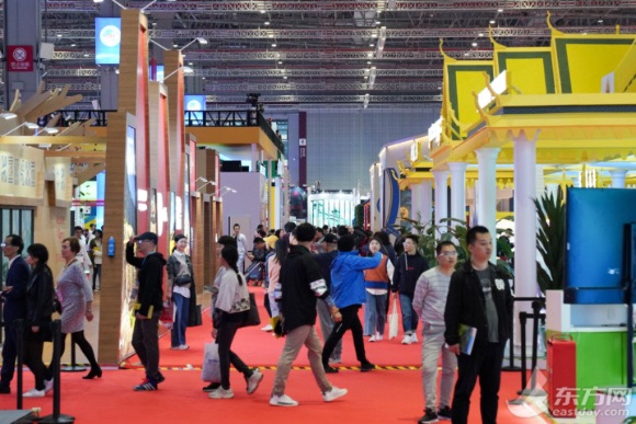 出国终于不用再当采购团了!进博会延展市民点赞“中国力量”