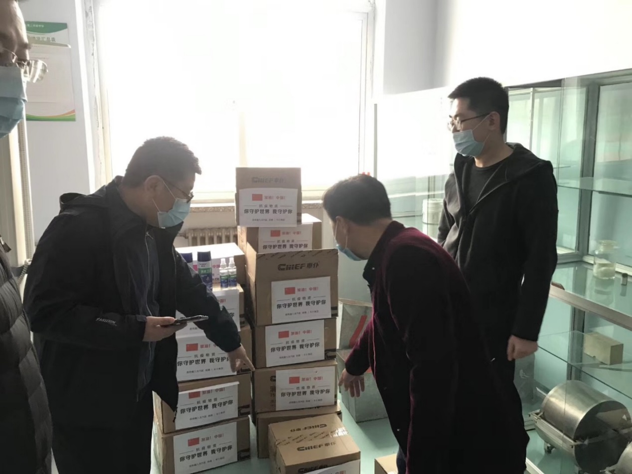 春暖爱不止!车仆各地经销商助力当地抗疫复学进行时