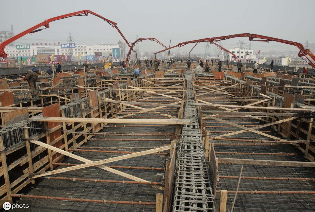 道路施工合同集锦15篇,关于道路施工安全责任书范本