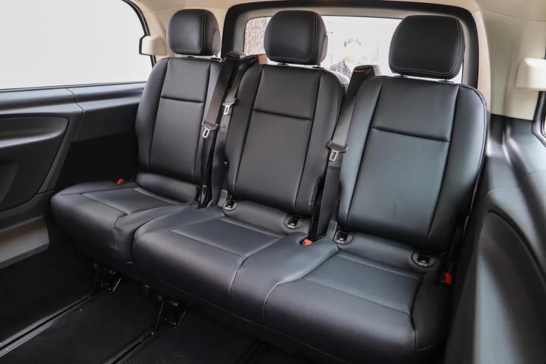 奔驰威霆2010款2.5手自一体精英版,老款奔驰mpv威霆