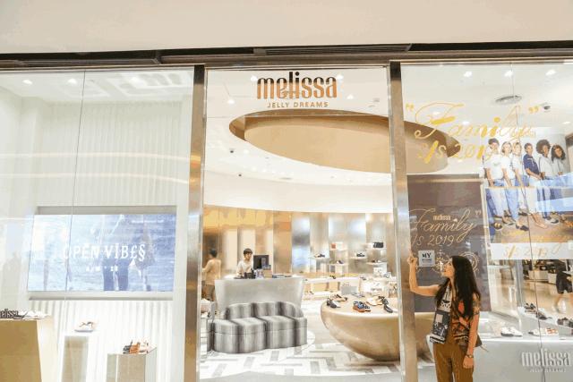 缇庡コ鏆磋蛋鏇艰胺,鎴愰兘缇庡コ璐ュ