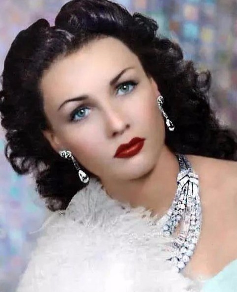 英国第一美女费雯丽,费雯丽英国女王