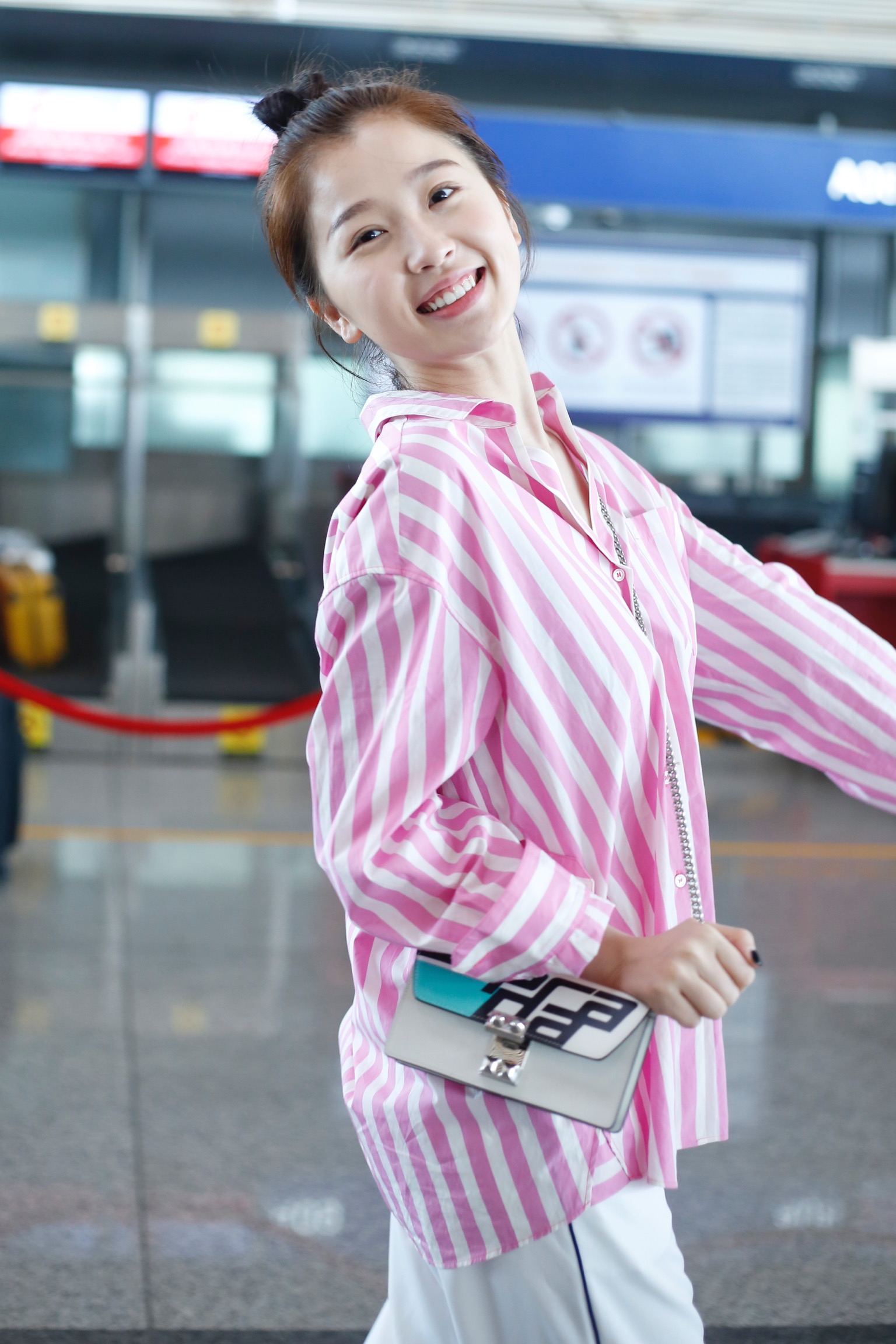 张雨绮走虞书欣傻白甜路线,虞书欣pick张雨绮和宁静