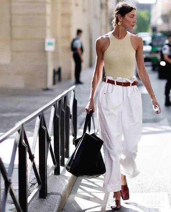 章子怡最惊艳的穿着,章子怡一个眼神霸气全开