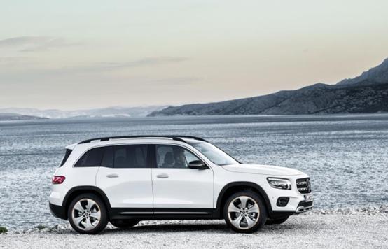 全新一代e汽车,宝马x12.0t和奥迪q32.0t哪个好