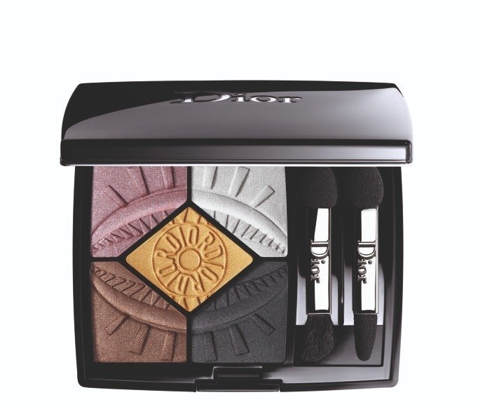 今年新款彩妆女,今年彩妆最高端的