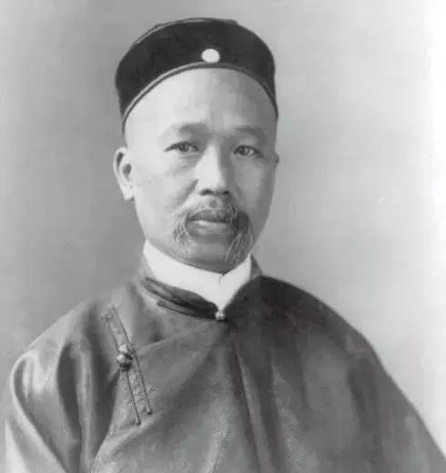 中国人何时自称“炎黄子孙”？