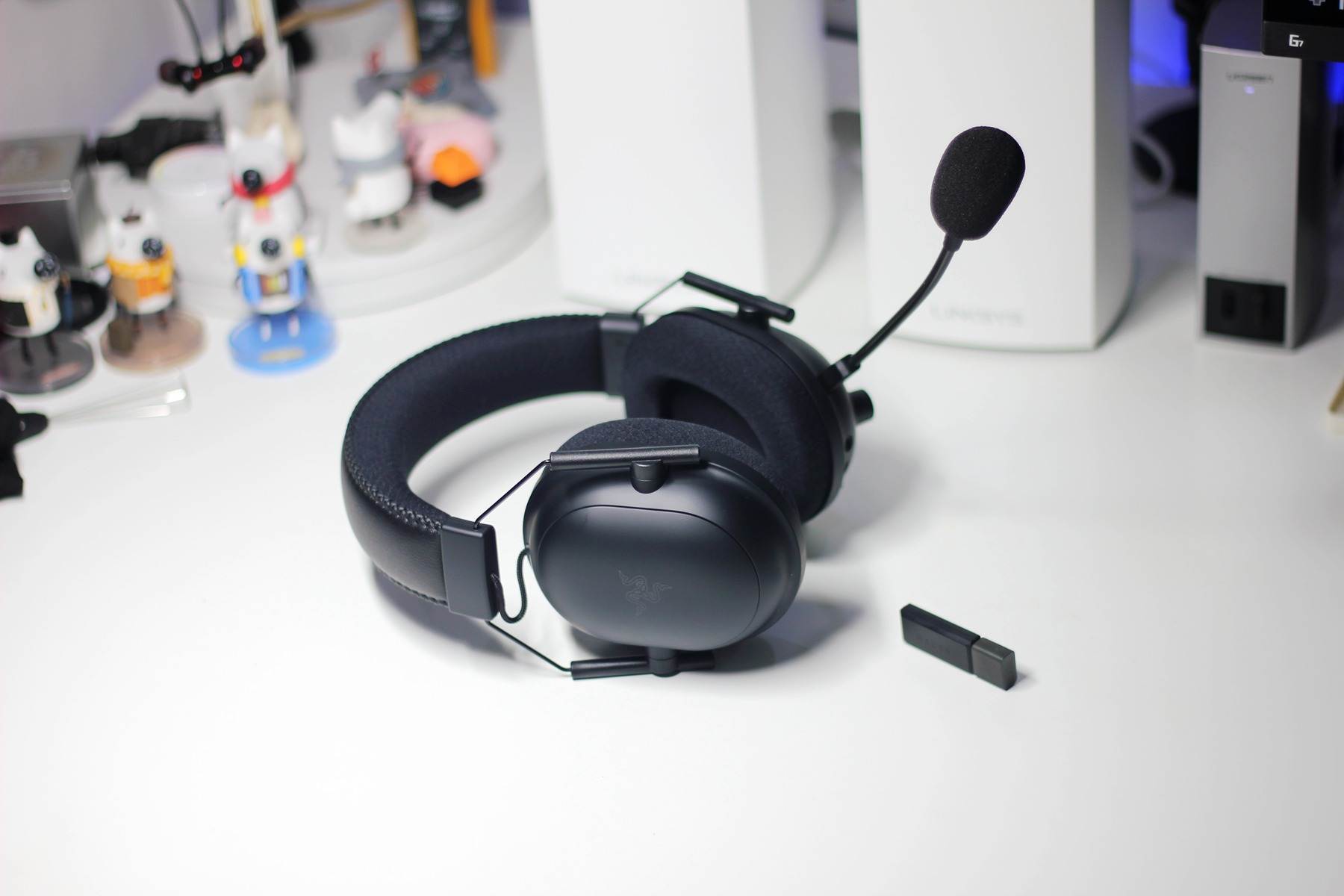 职业向的全能电竞耳麦-雷蛇旋风黑鲨V2专业版评测报告