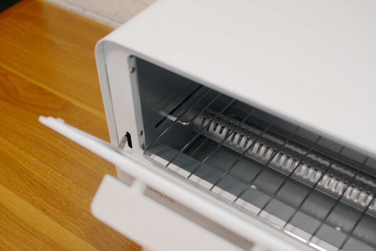 和可妮兔一起做烘焙，让生活多点小可爱：九阳LINEFRIENDS小烤箱