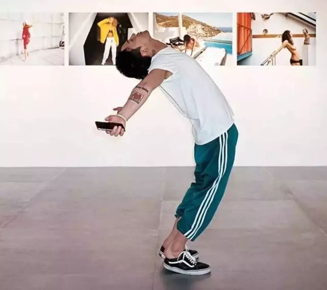 权志龙鞋带系法2.0,权志龙联名nike白鞋鞋带怎么系