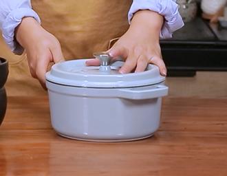 哪些锅对人有害处,锅具用什么安全