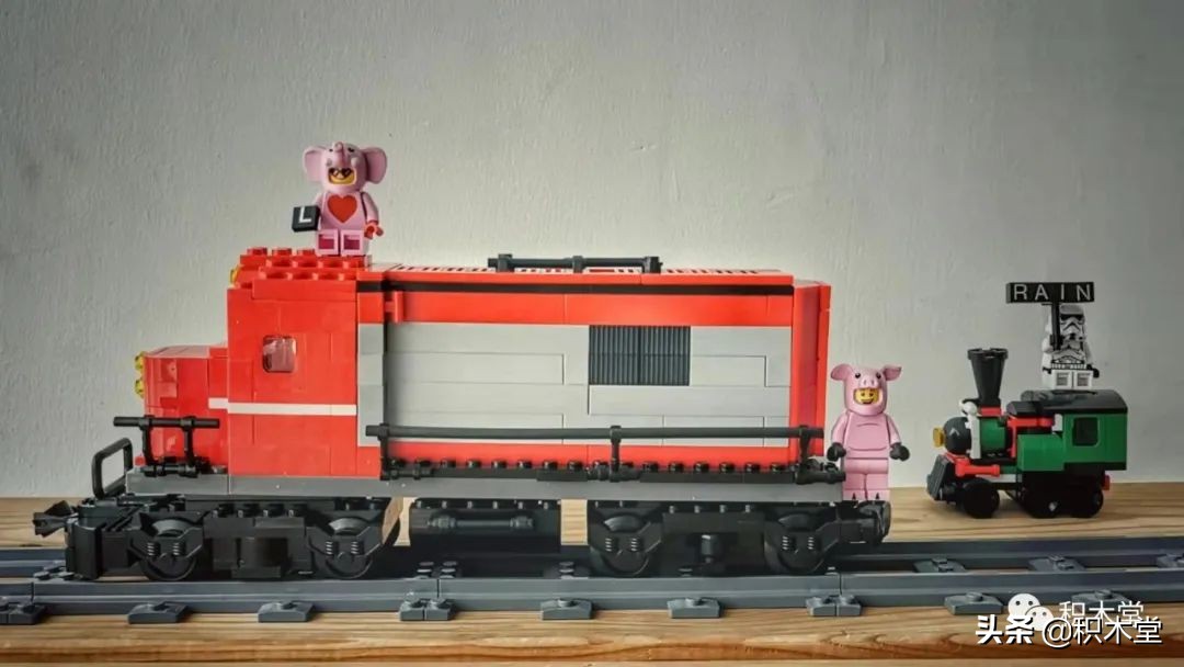 乐*官高**方套内moc最多的一款10183