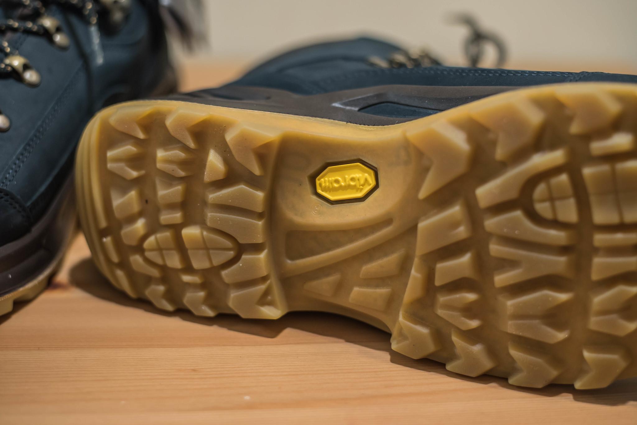 德国登山鞋品牌lowa最顶级的鞋子,德国lowa登山鞋怎样