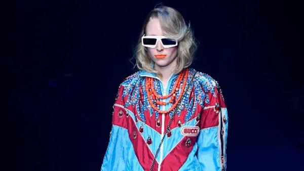 你也土过，别拿巴黎世家撒气