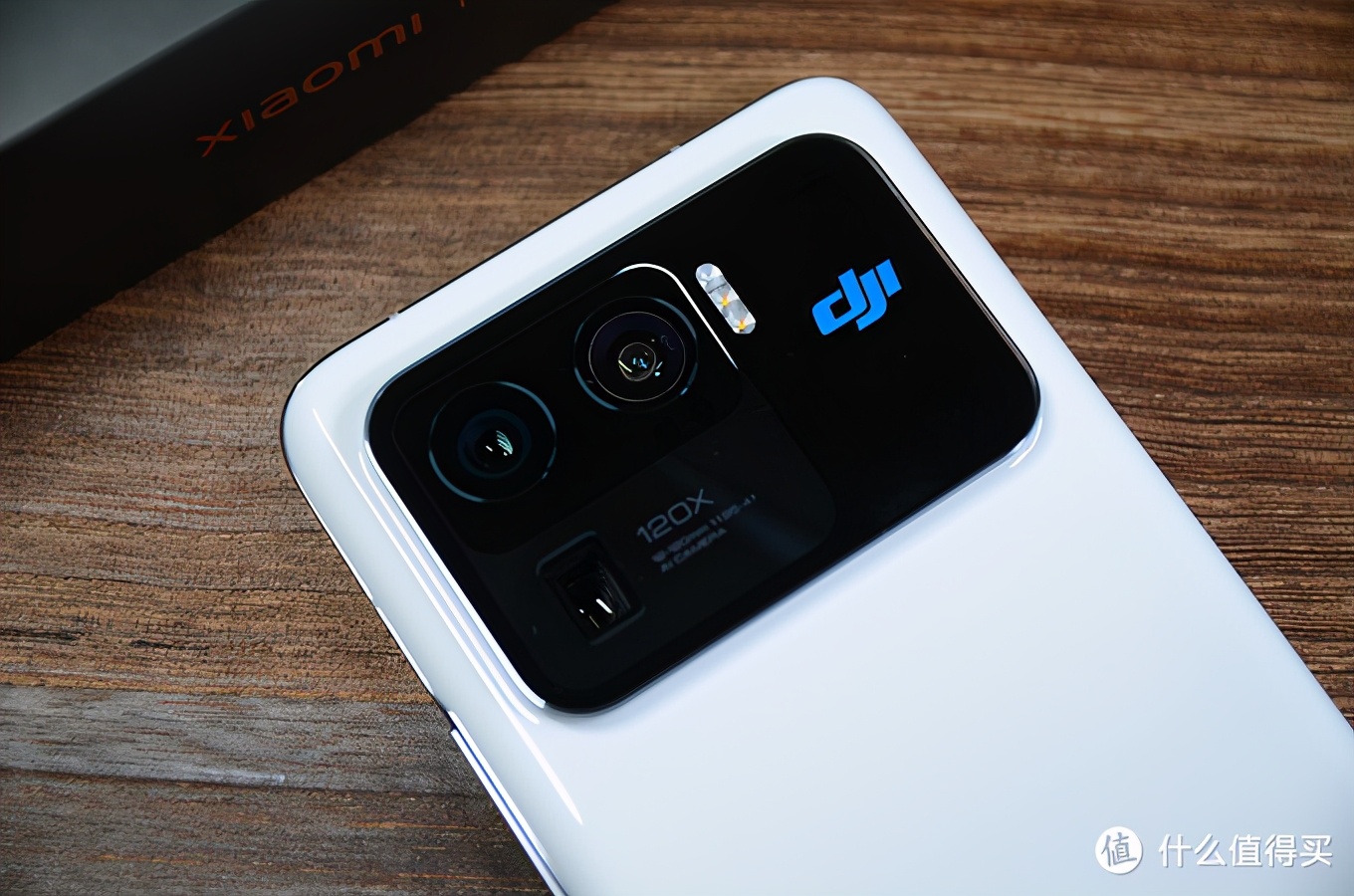 小米11ultra至尊版深度测评最新,感受一下小米11ultra的压迫感