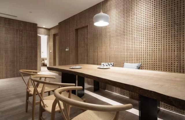 历时52天他把老宅改造成5层别墅,最牛木匠打造木头房子