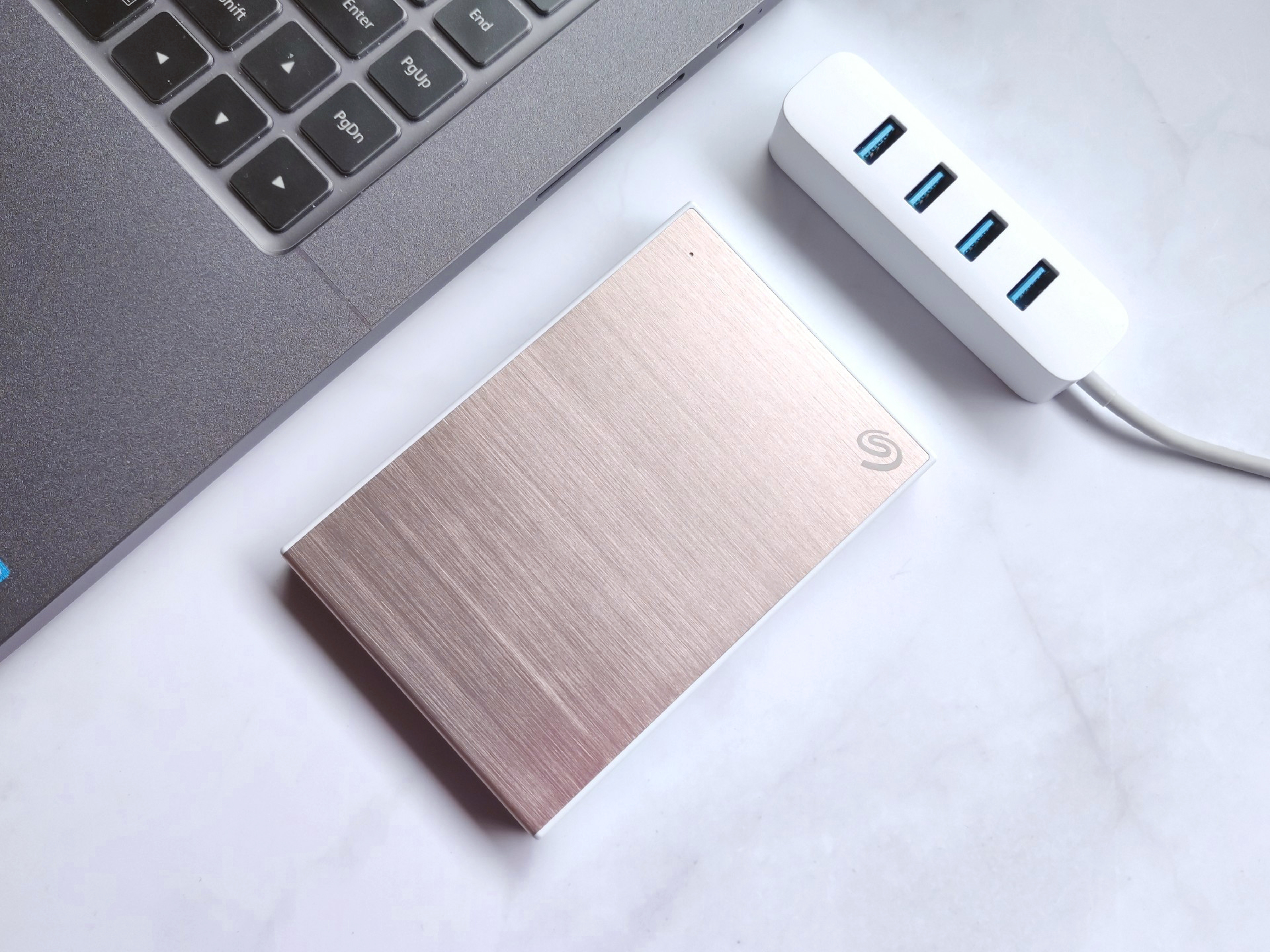 希捷1000g移动硬盘评测,希捷加密硬盘铭系列