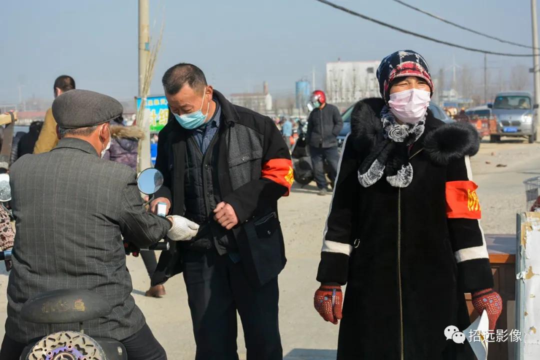 龙口粉丝主产区张星农村大集开市了!来赶集的人还不少来