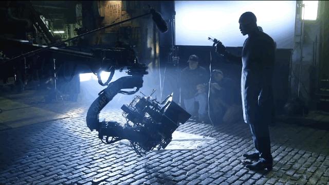 阿丽塔影史里程碑成就美不胜收的视觉盛宴！