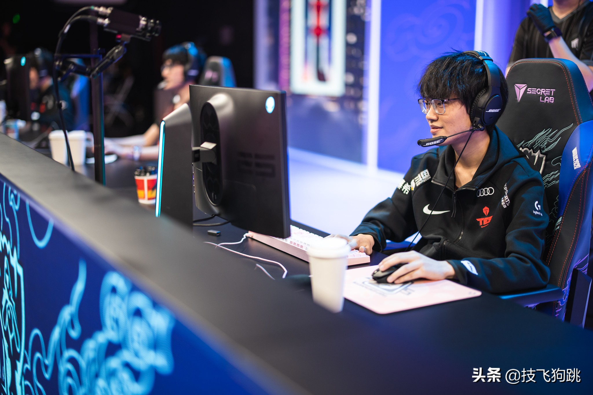 鼠标推荐罗技g502测评,罗技g502herokda鼠标lol设置