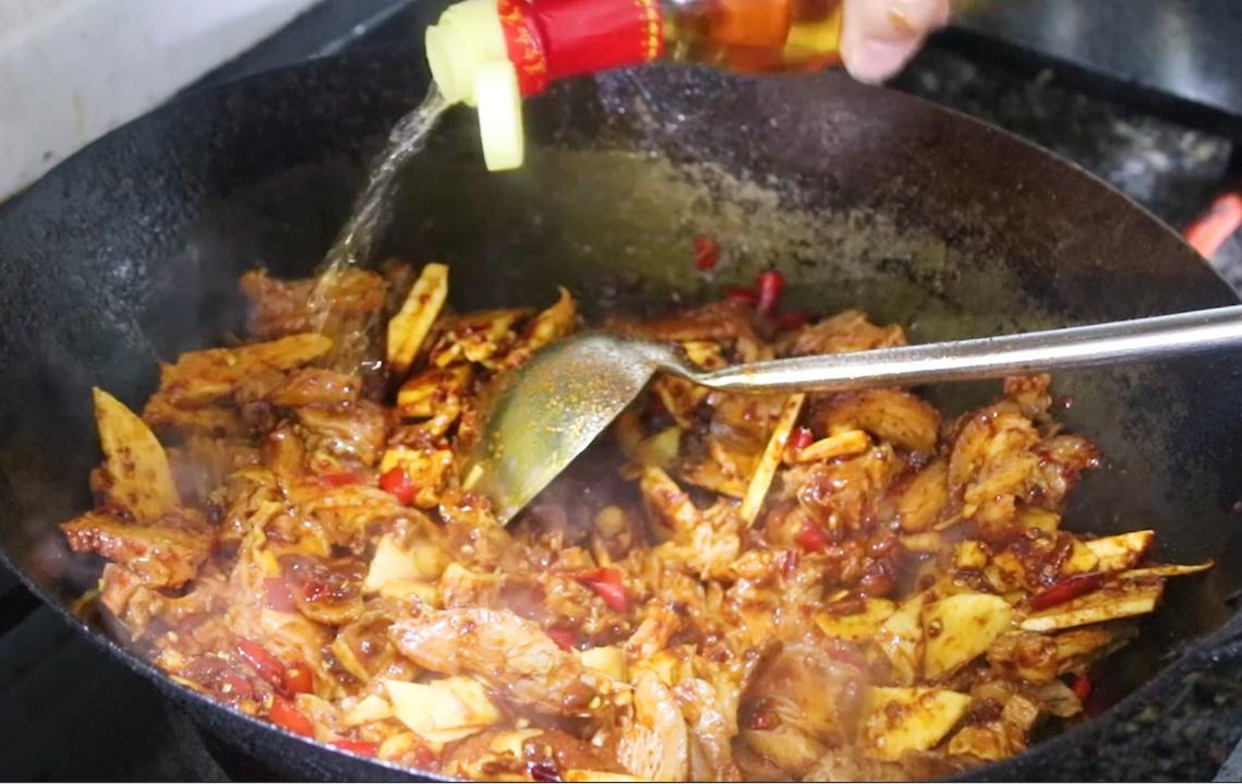 牛肉火锅怎么吃省钱,牛肉火锅怎么吃有营养