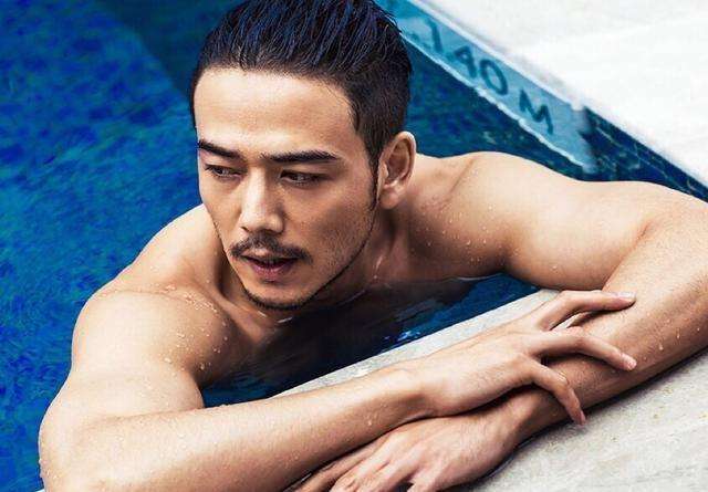 刘奕君杨烁朱亚文行走的荷尔蒙,行走的荷尔蒙杨烁和靳东谁更帅