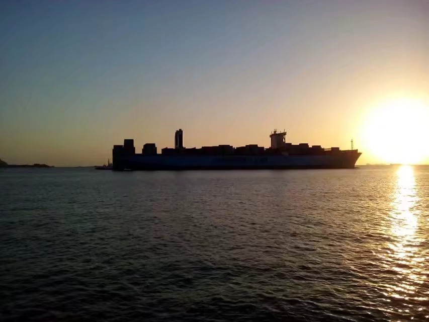 远洋货轮经过深海,远洋货轮从天津到阿根廷