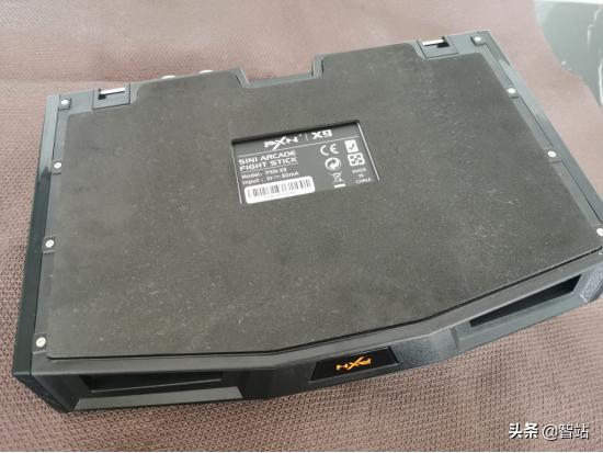 莱仕达街机摇杆PXN-X9，一起来街霸畅玩吧