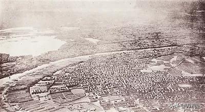 天津的老人们常说“北门富、东门贵、南门贫、西门贱”，这是为嘛？