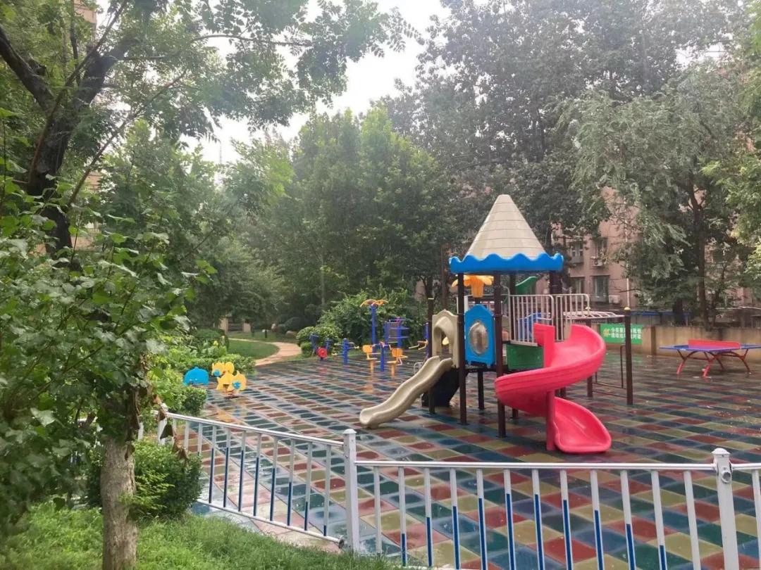 75㎡报价354万地铁500米旁边是万达我劝你谨慎入手