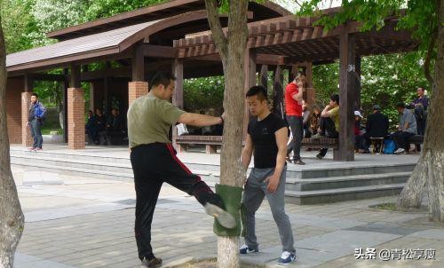 泰拳扫踢如何有穿透力,泰拳十大残酷低扫腿