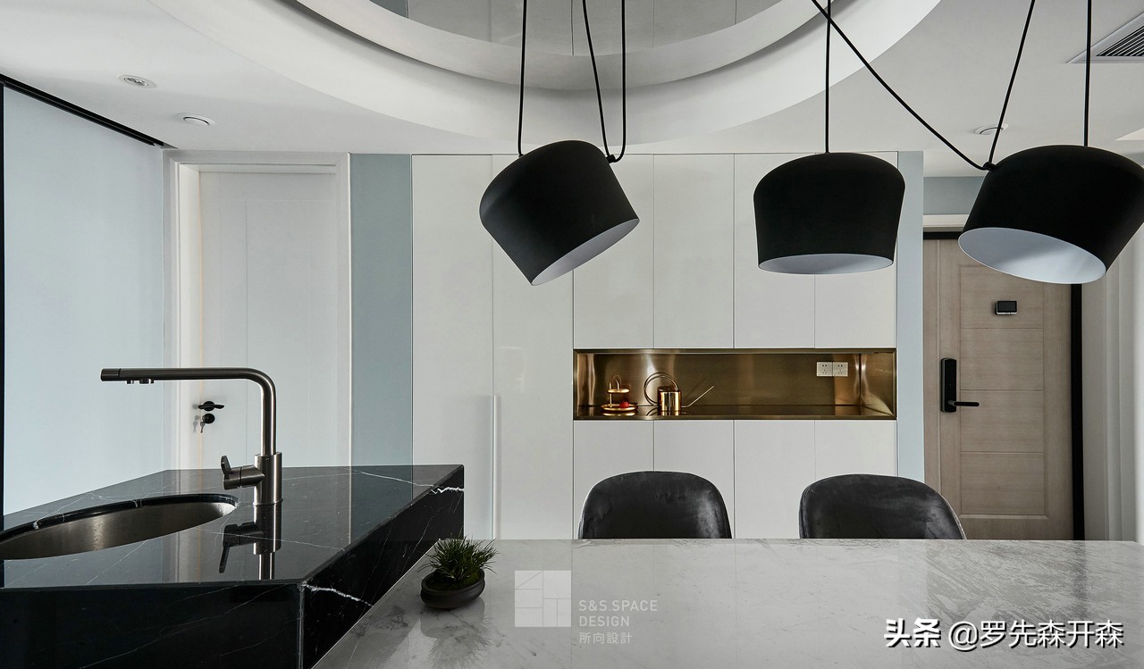 在每一寸光阴，虚度时光