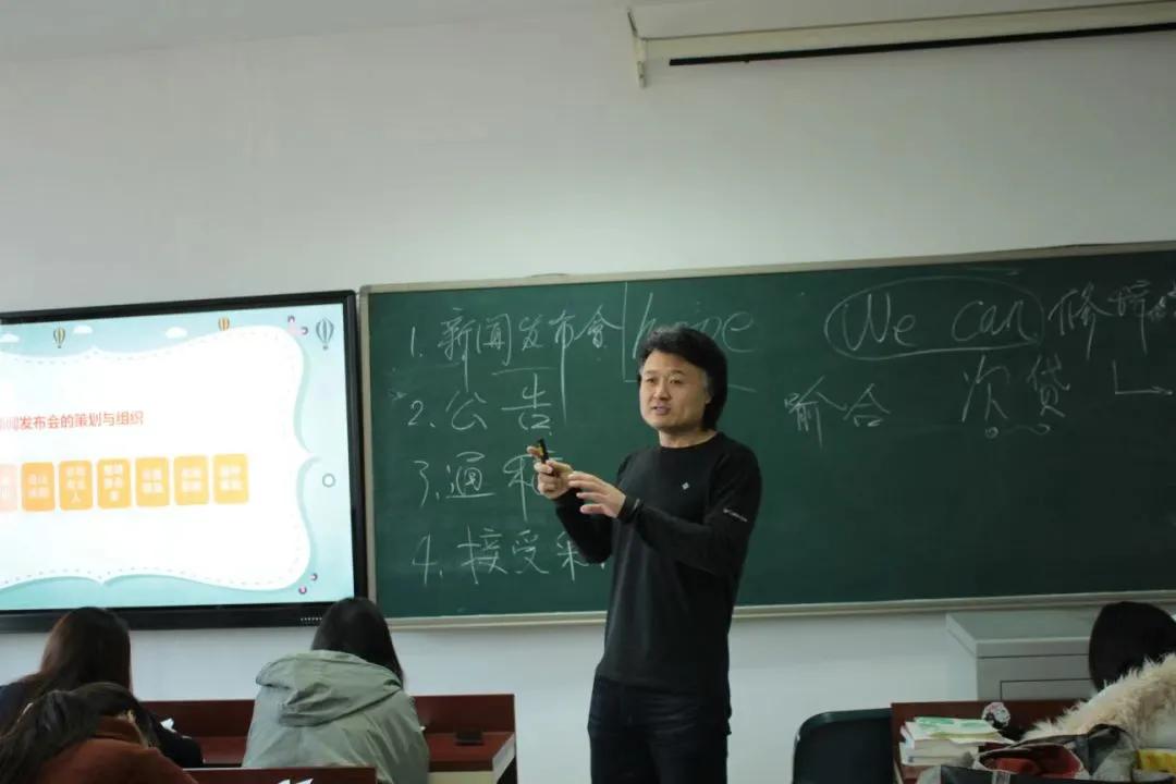 神奇的小组任务：沈阳城市学院学生感叹，这样的作业真过瘾！