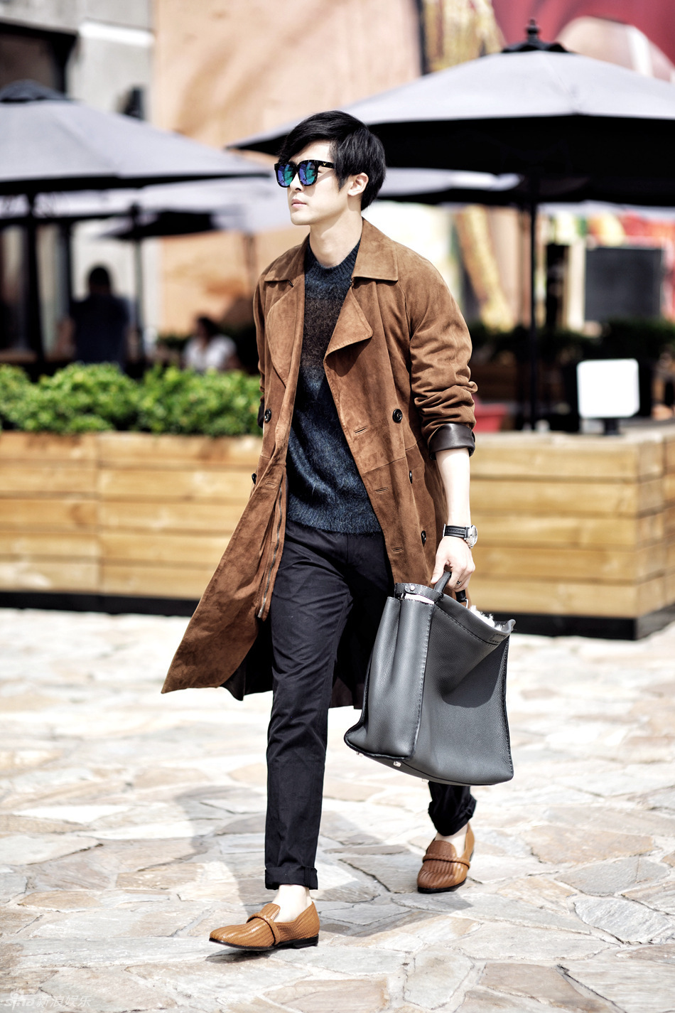 别再说每个男人衣柜里都需要一件风衣了！你们真的会搭配吗？