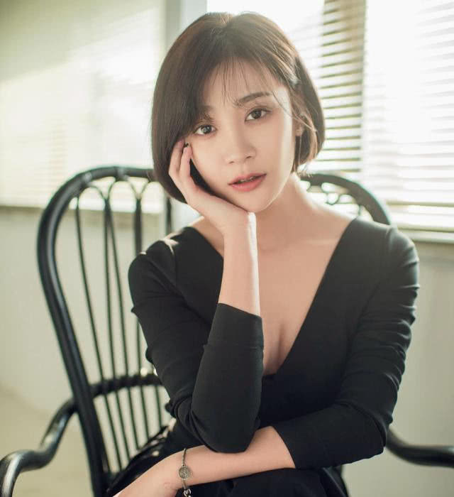 曹云金唐菀离婚片段,曹云金唐菀离婚时发的微博