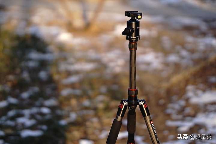 索尼a6000微单值得入手吗,索尼a6000微单的优缺点